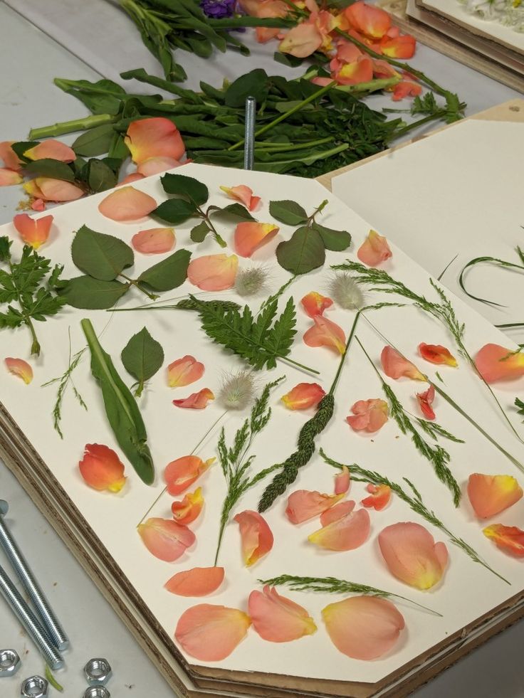 Taller Crea tu Prensa de Flores