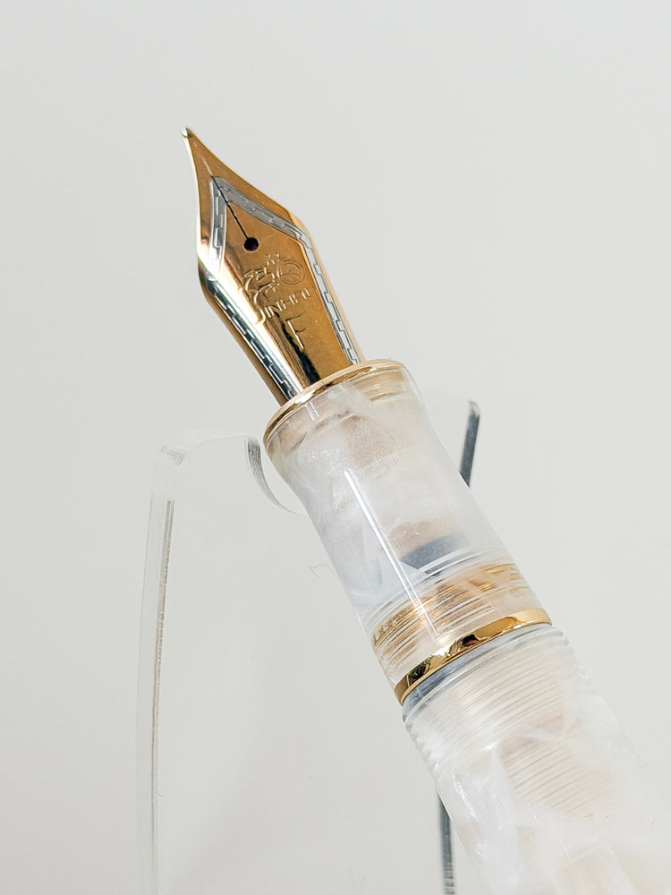 PLUMA ESTILOGRÁFICA QUARTZ